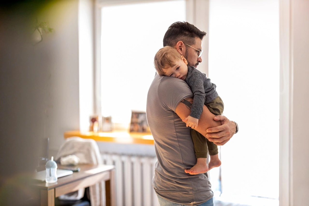 Jak wyciszyć niemowlaka przed snem?