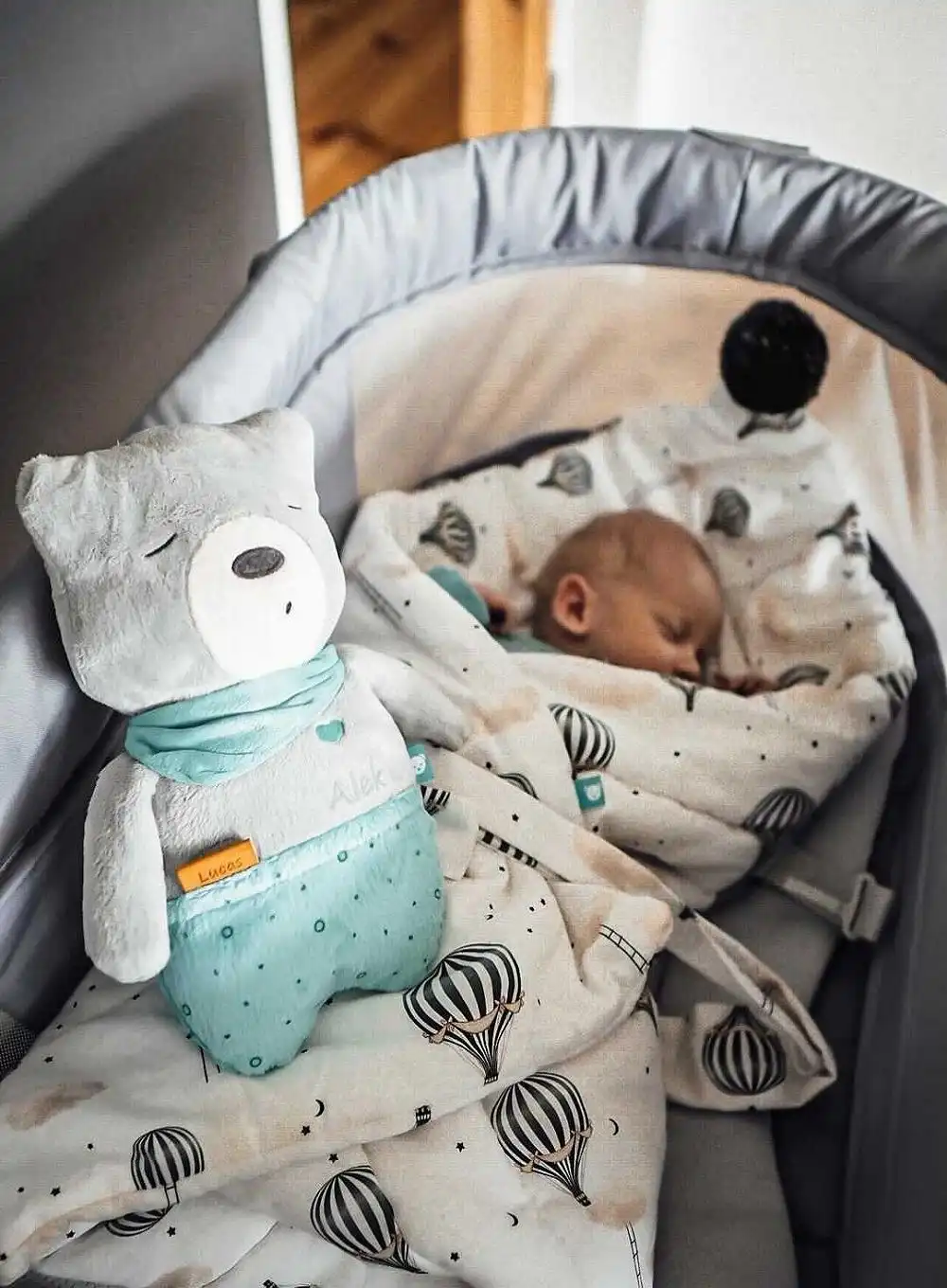 szumiś Lucas szary mechanizm 3w1