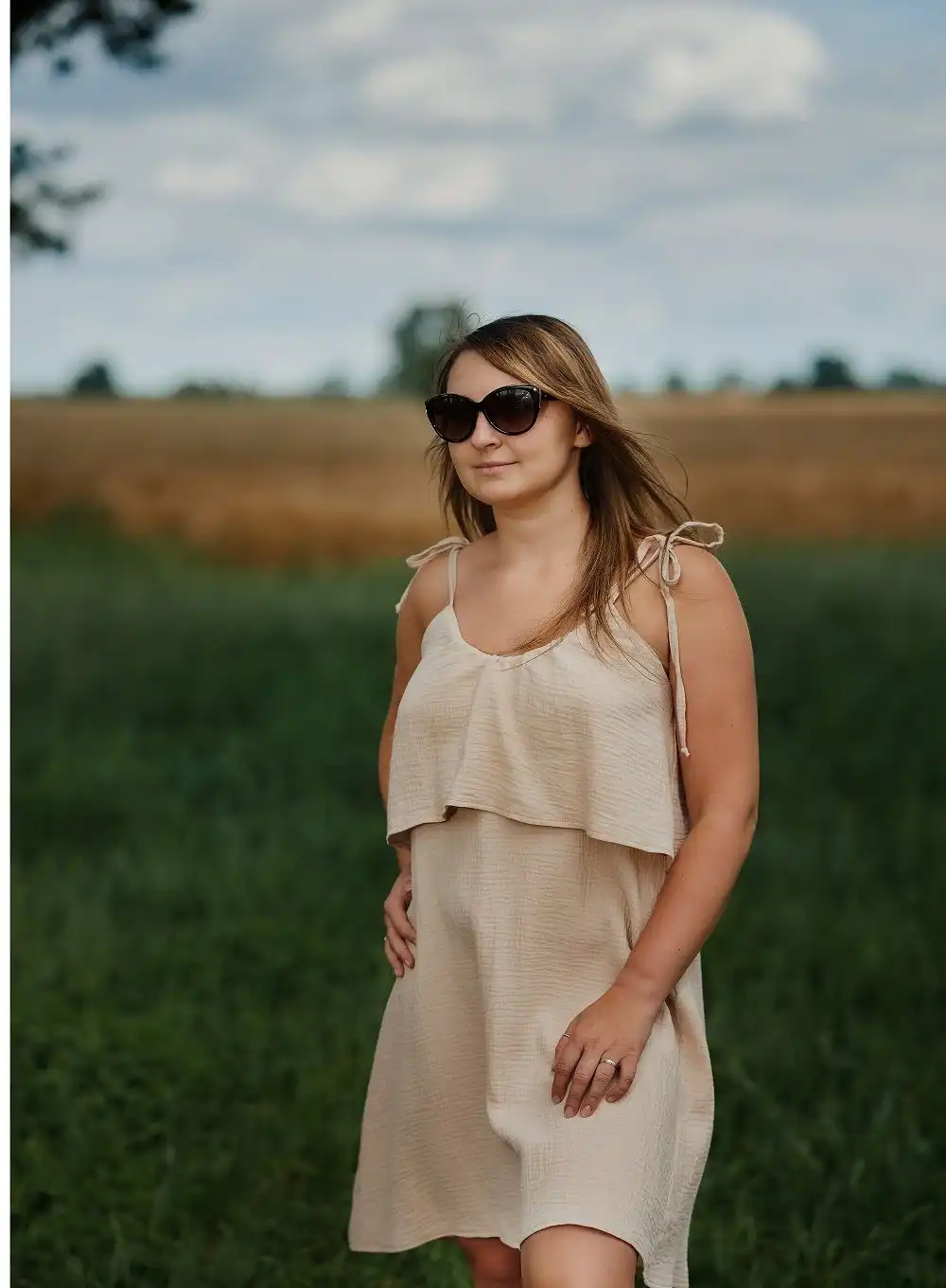 Sukienka muślin z falbanką na górze beż one size